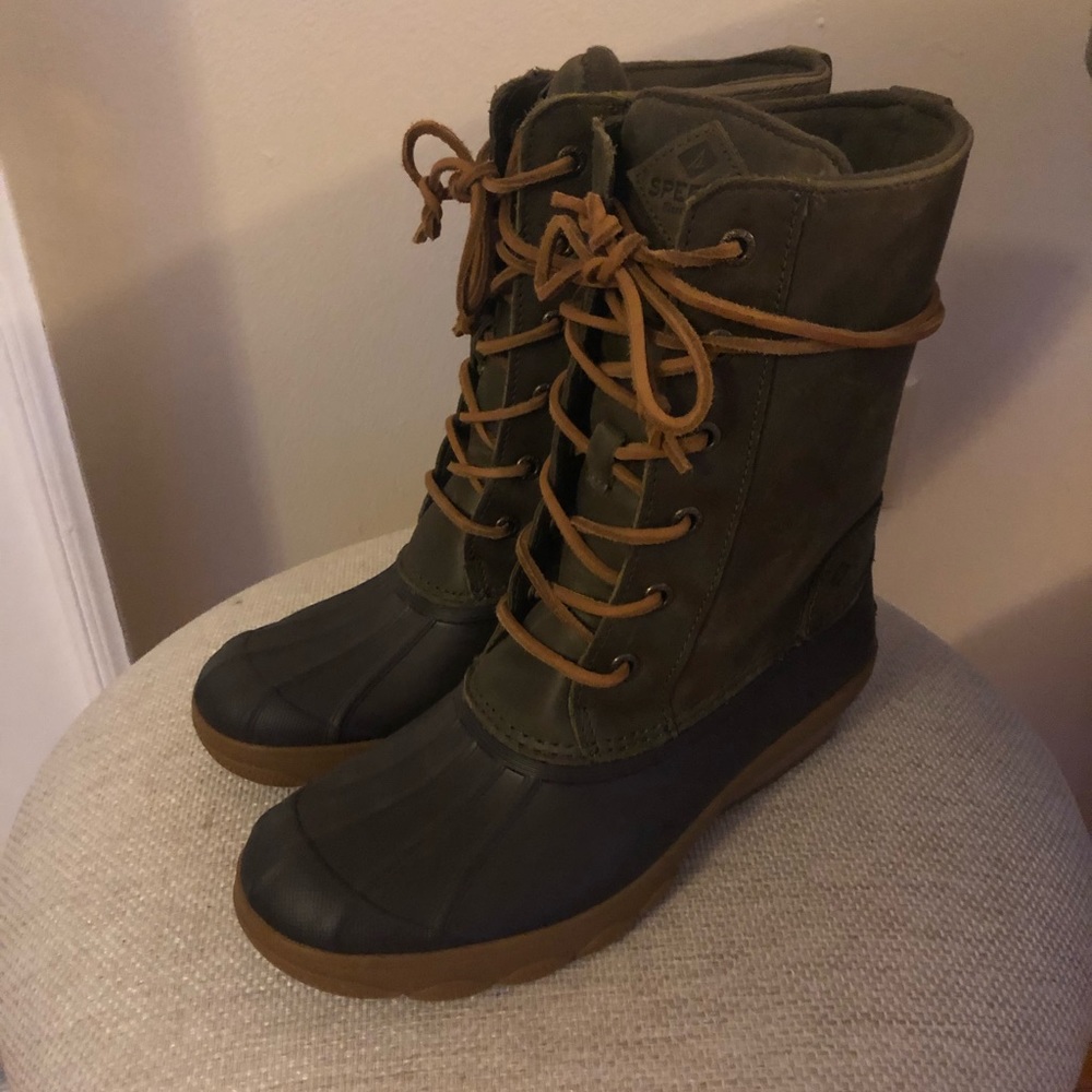 NWOB/T Sperry Rain boot 7 Quarter